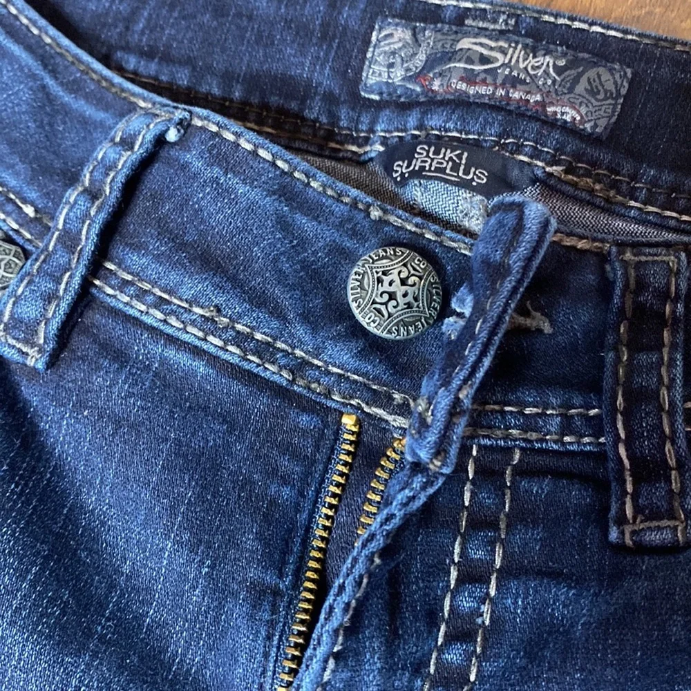 🌹 Silver Jeans 🌹 Vintage Suki Surplus Dark Blue Boot Cut Flare Jeans W27 - Picture 5 of 15